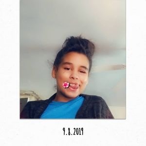 Meet your Posher, Liz maries